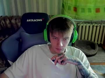 Aron_Neall Chaturbate stream image from August 26, 2025
