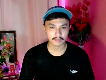 Ethan_Uwuxx Chaturbate stream image from August 26, 2025
