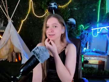 Mayasinabon Chaturbate stream image from August 26, 2025