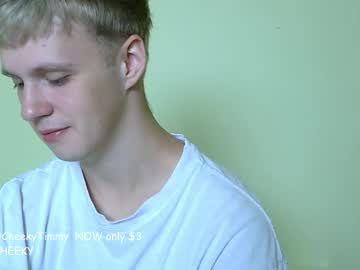 Timkinky Chaturbate stream image from August 26, 2025