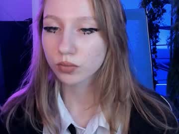 Dariatate Chaturbate stream image from August 26, 2025