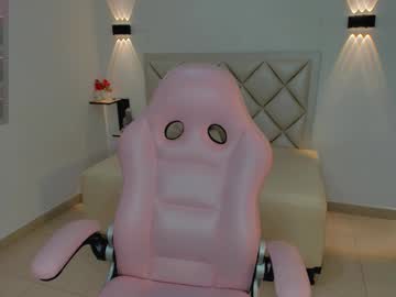 Eymiduran Chaturbate stream image from August 26, 2025