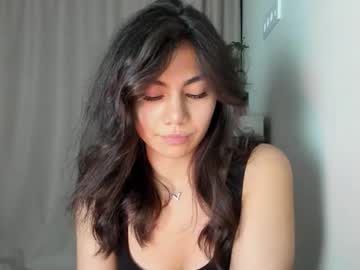 Seleneshade Chaturbate stream image from August 26, 2025