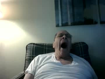 Willnedoher Chaturbate stream image from August 26, 2025