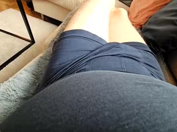 Garbis11 Chaturbate stream image from August 26, 2025