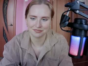 Lunamystique_ Chaturbate stream image from August 26, 2025