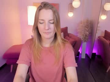 Meggysun Chaturbate stream image from August 26, 2025