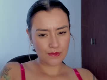 Macarenax Chaturbate stream image from August 26, 2025