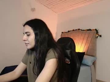 Honey_Buu Chaturbate stream image from August 26, 2025
