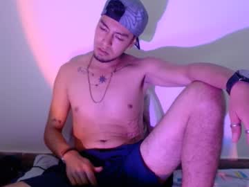 Vixenmen Chaturbate stream image from August 26, 2025