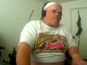 Two_Wheels_Two_Balls Chaturbate stream image from August 26, 2025