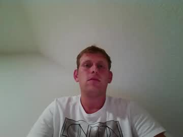 Julkoooo128 Chaturbate stream image from August 26, 2025