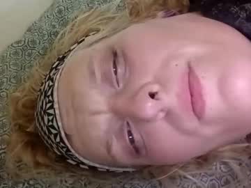 Kittybooboofuxx421 Chaturbate stream image from August 26, 2025