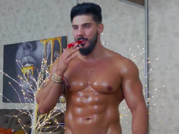 Dustinkeent Chaturbate stream image from August 26, 2025