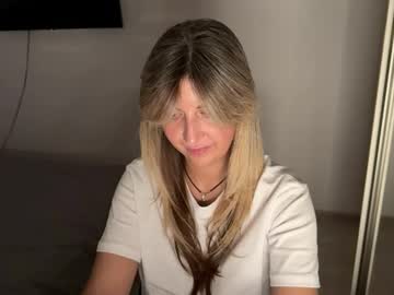 Desiremuse Chaturbate stream image from August 26, 2025