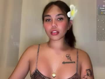 Petitegirlx69 Chaturbate stream image from August 26, 2025