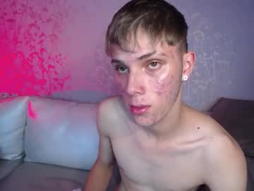 Robbinblaze Chaturbate stream image from August 26, 2025