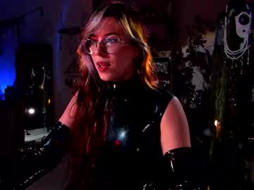 Witch_Fiona Chaturbate stream image from August 26, 2025