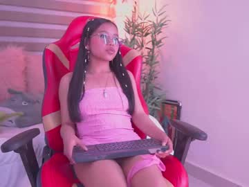 Zoe_Skyler Chaturbate stream image from August 26, 2025