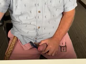 Curiosco Chaturbate stream image from August 26, 2025