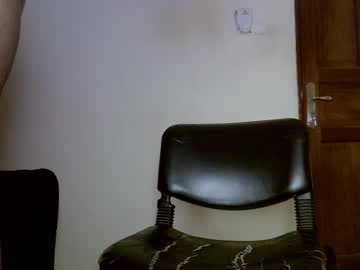 Sweetrenne Chaturbate stream image from August 26, 2025