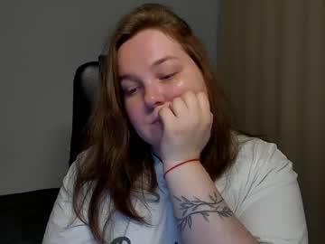 Carlytrev Chaturbate stream image from August 27, 2025