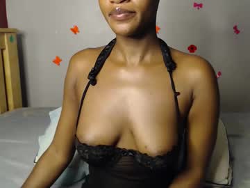 Kira_255 Chaturbate stream image from August 27, 2025
