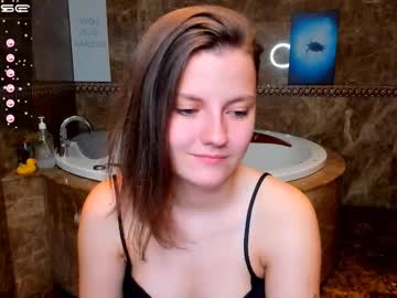 Melindat Chaturbate stream image from August 27, 2025