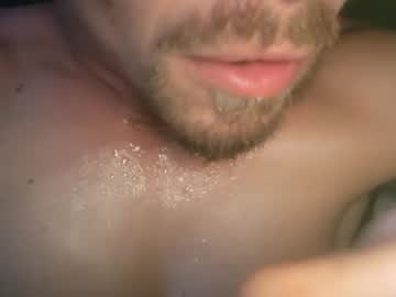 Larry009 Chaturbate stream image from August 27, 2025