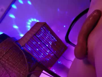 Mr_Longnight Chaturbate stream image from August 27, 2025