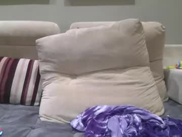 Shybangs Chaturbate stream image from August 27, 2025