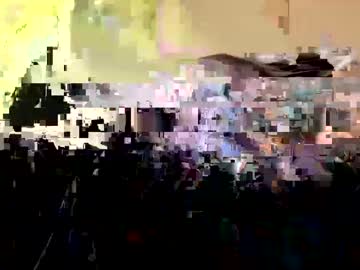 Bigcockbi44 Chaturbate stream image from August 27, 2025