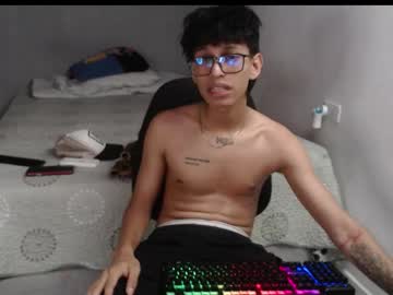 Legoshi01 Chaturbate stream image from August 27, 2025