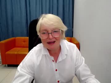 Butterfly_V Chaturbate stream image from August 27, 2025