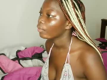 Sexytiffanny Chaturbate stream image from August 27, 2025