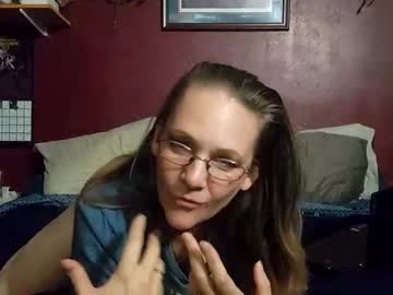 Ladykiva_N_Hubz Chaturbate stream image from August 27, 2025