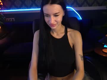 Snow_Whiteeex Chaturbate stream image from August 27, 2025