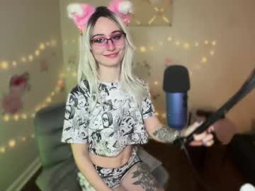 Starr1123 Chaturbate stream image from August 27, 2025