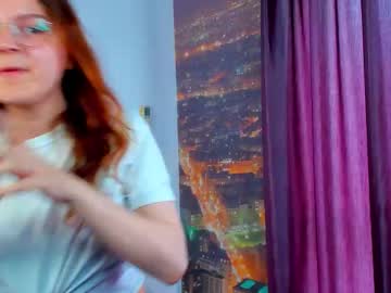 Colettasillas Chaturbate stream image from August 27, 2025