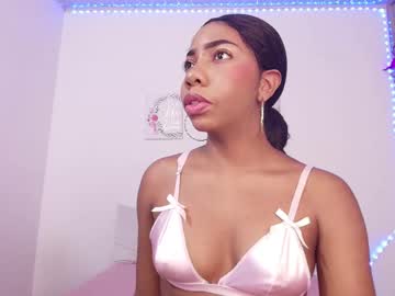 Meganbarko Chaturbate stream image from August 27, 2025