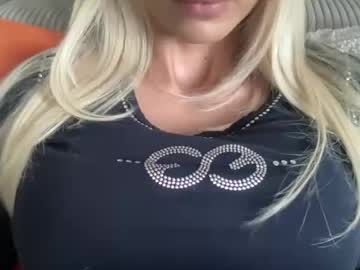 Blondegirlbaby Chaturbate stream image from August 27, 2025