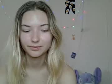_Kikiclark_ Chaturbate stream image from August 27, 2025