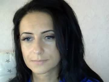 7milly Chaturbate stream image from August 27, 2025