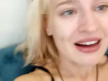 Mila_420 Chaturbate stream image from August 27, 2025