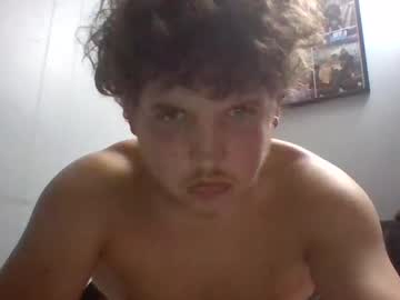 Himommy37 Chaturbate stream image from August 27, 2025
