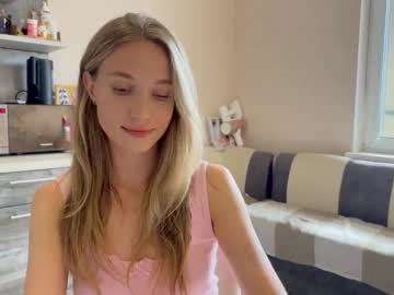 Amy_Chill Chaturbate stream image from August 27, 2025