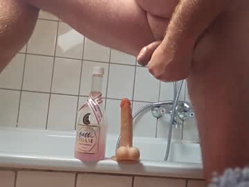 Zooroass Chaturbate stream image from August 27, 2025