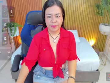 Nahia_13 Chaturbate stream image from August 27, 2025
