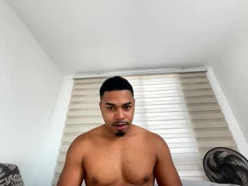 Latinbbc_00 Chaturbate stream image from August 27, 2025