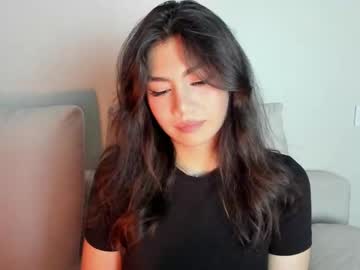 Seleneshade Chaturbate stream image from August 27, 2025